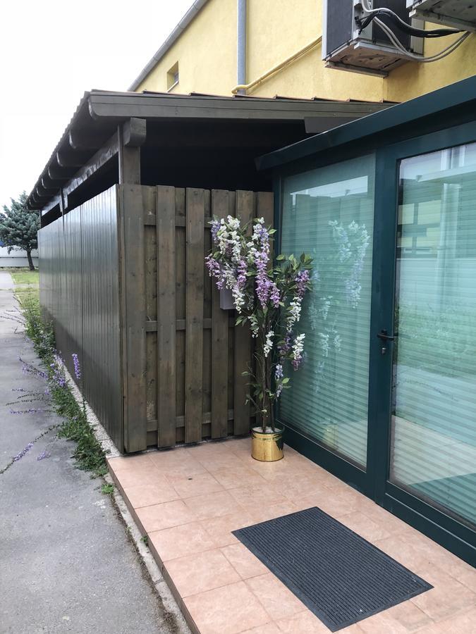 Motel Sofia 세자나 외부 사진